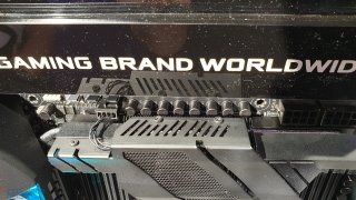 ASUS ROG STRIX X299-E Gaming 2 Spannungsversorgung 2