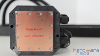 SPC_Navis_Evo_ARGB_360_Pumpe_Kontaktfläche.JPG