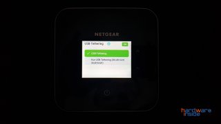 netgear_nighthawk_display_05.jpg