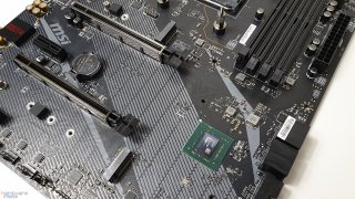MSI MPG X570 GAMING PRO CARBON WIFI Chipsatz.jpg