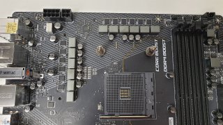 MSI MPG X570 GAMING PRO CARBON WIFI Teardown 2.jpg