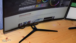 LC-Power LC-M27-FHD-144-C - 27'-Curved-PC-Monitor 44.jpg