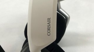 Corsair VOID RGB ELITE WIRELESS 4