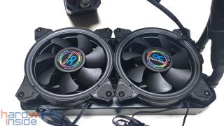 Alphacool_Eisbaer_Aurora_240_System_Montage.jpg