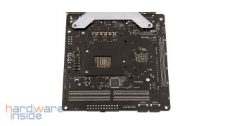 ASRock Phantom Gaming ITX-TB3 - 5.jpg