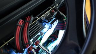 INWIN YONG wassergekühlter Messing-Build mit Bitspower_6434.jpg