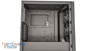 corsair-4000x-mainboardtray.jpg
