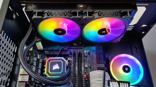 corsair-icue-h115i-elite-capellix-titelbild.jpg