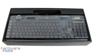 corsair-k100-rgb-inhalt01.jpg
