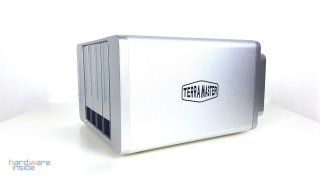 TerraMaster D4-300 - 10.jpg
