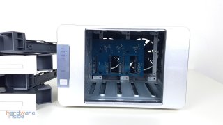 TerraMaster D4-300 - 11.jpg