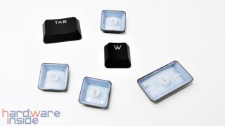 Corsair K60 RGB PRO_12.jpg