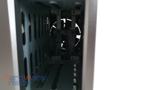 TerraMaster F2-422-17.jpg