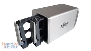TerraMaster F2-422-21.jpg