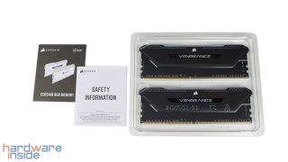corsair-vengeance-rgb-pro-sl-inhalt.jpg