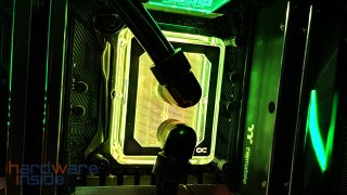 Alphacool_Eisblock_XPX_Pro_Aurora_Light_-_Plexi - 2.jpg