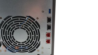 ASUSTOR LOCKERSTOR AS6508T - 9.jpg