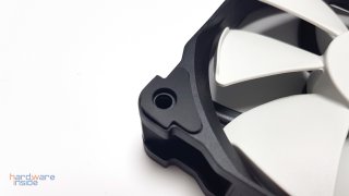 Phanteks Glacier One 240 MP - 23.jpg