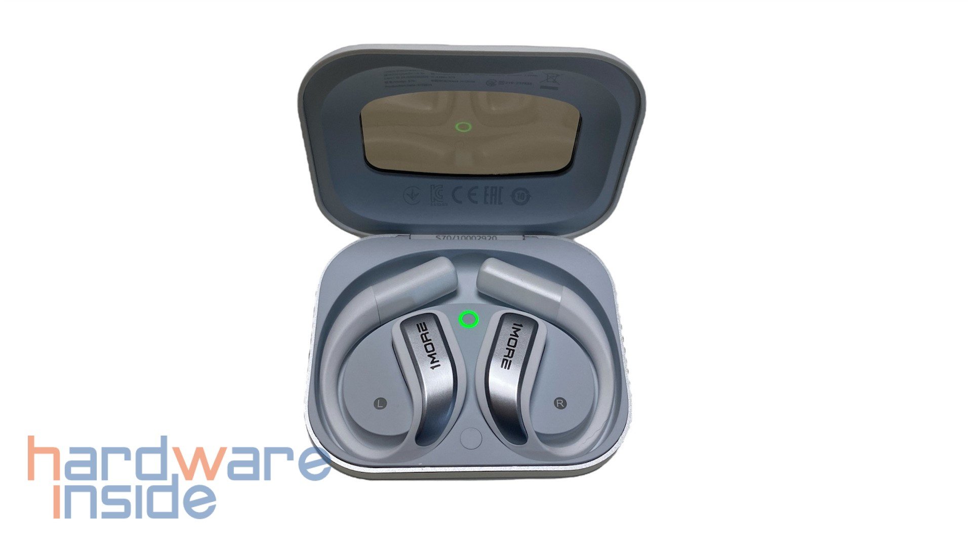 1MORE OPEN EARBUDS S70 Ladecase Betrieb.19.jpg