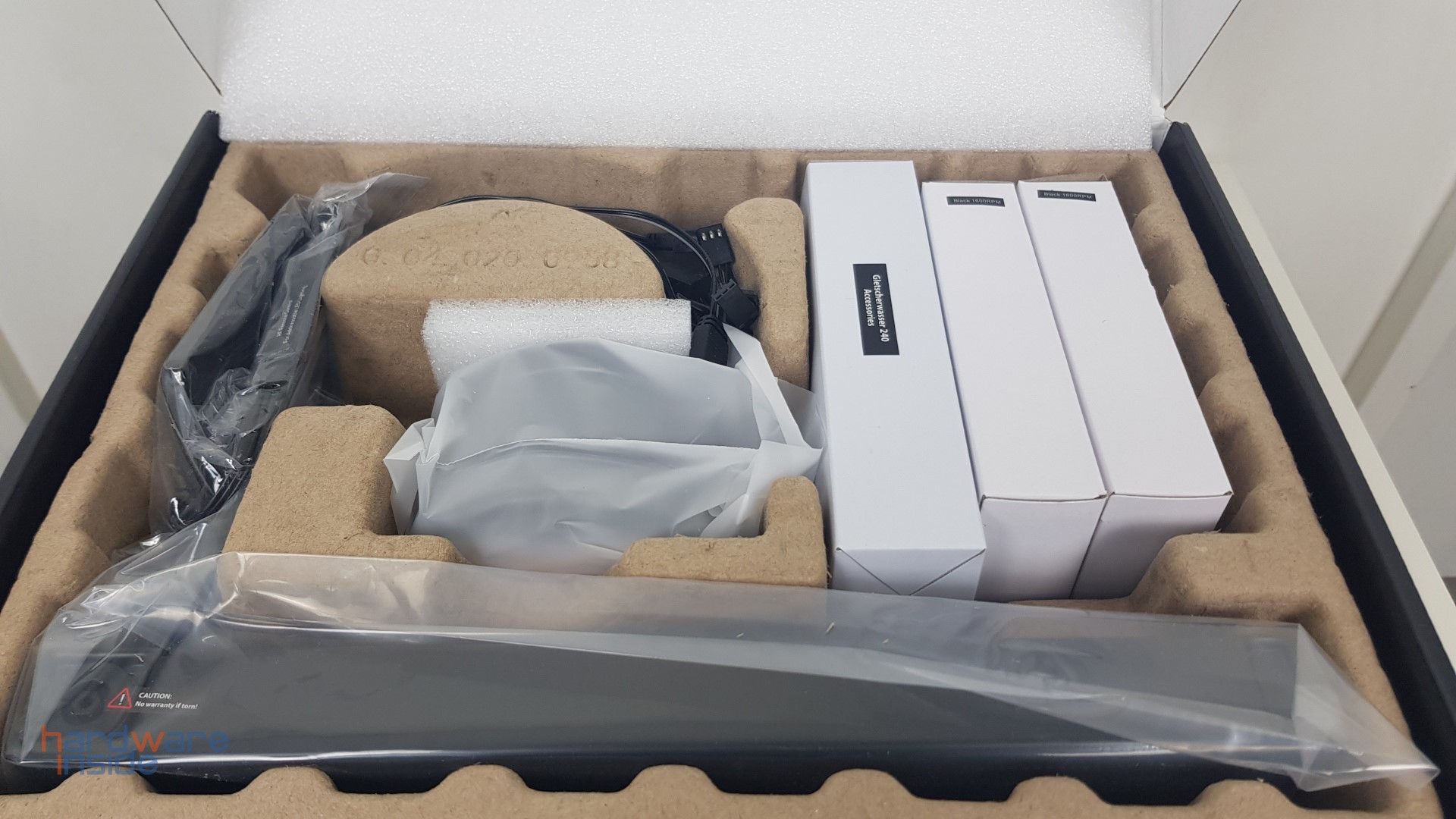 Alpenföhn Gletscherwasser 240 - 5.jpg