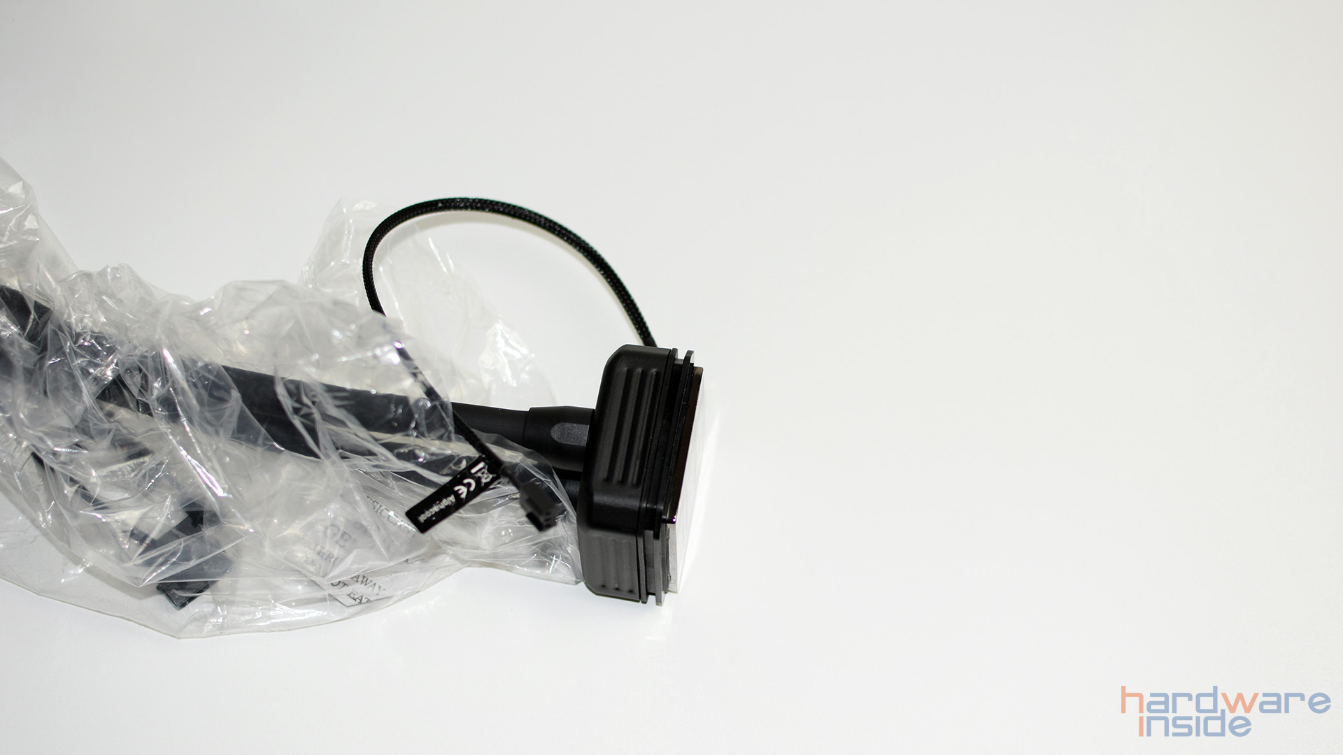 Alphacool Eisbaer Extreme Black 07.jpg