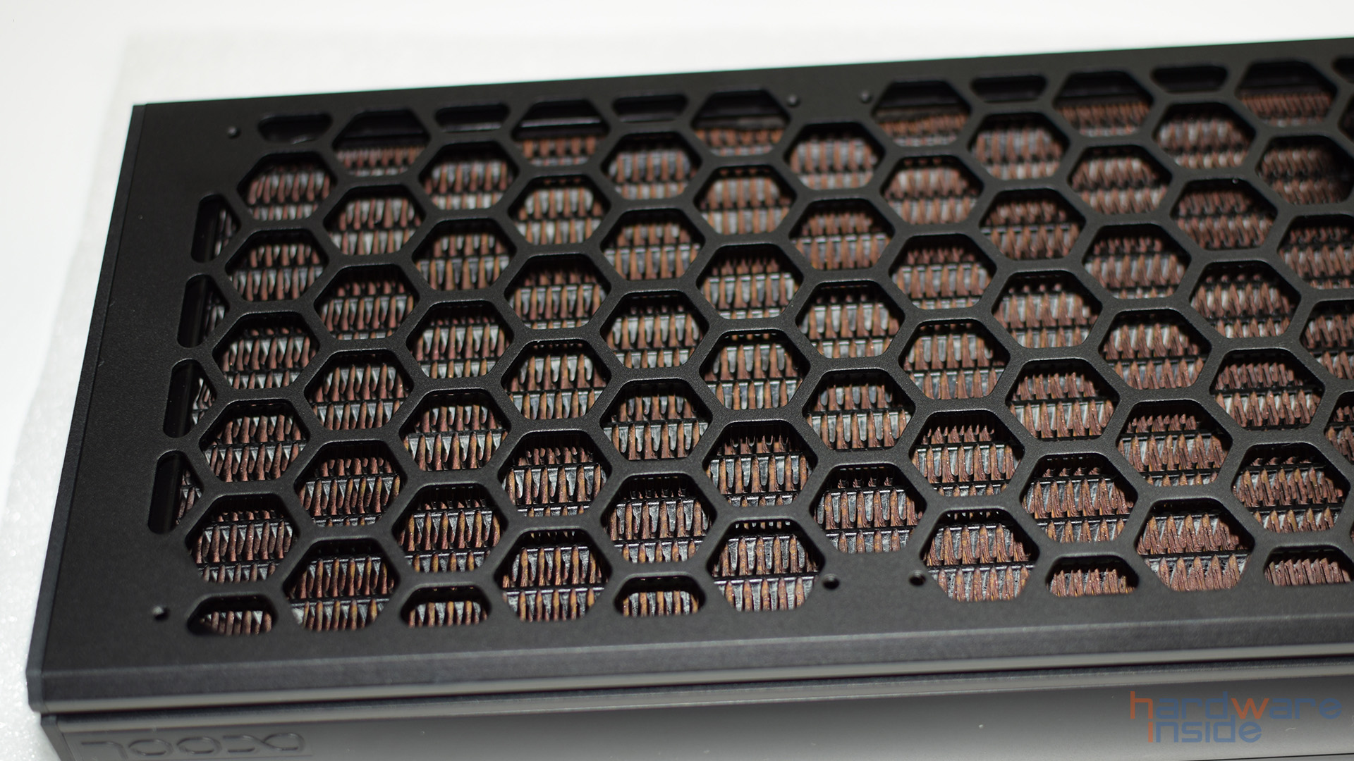 Alphacool Eisbaer Extreme Black 10.jpg