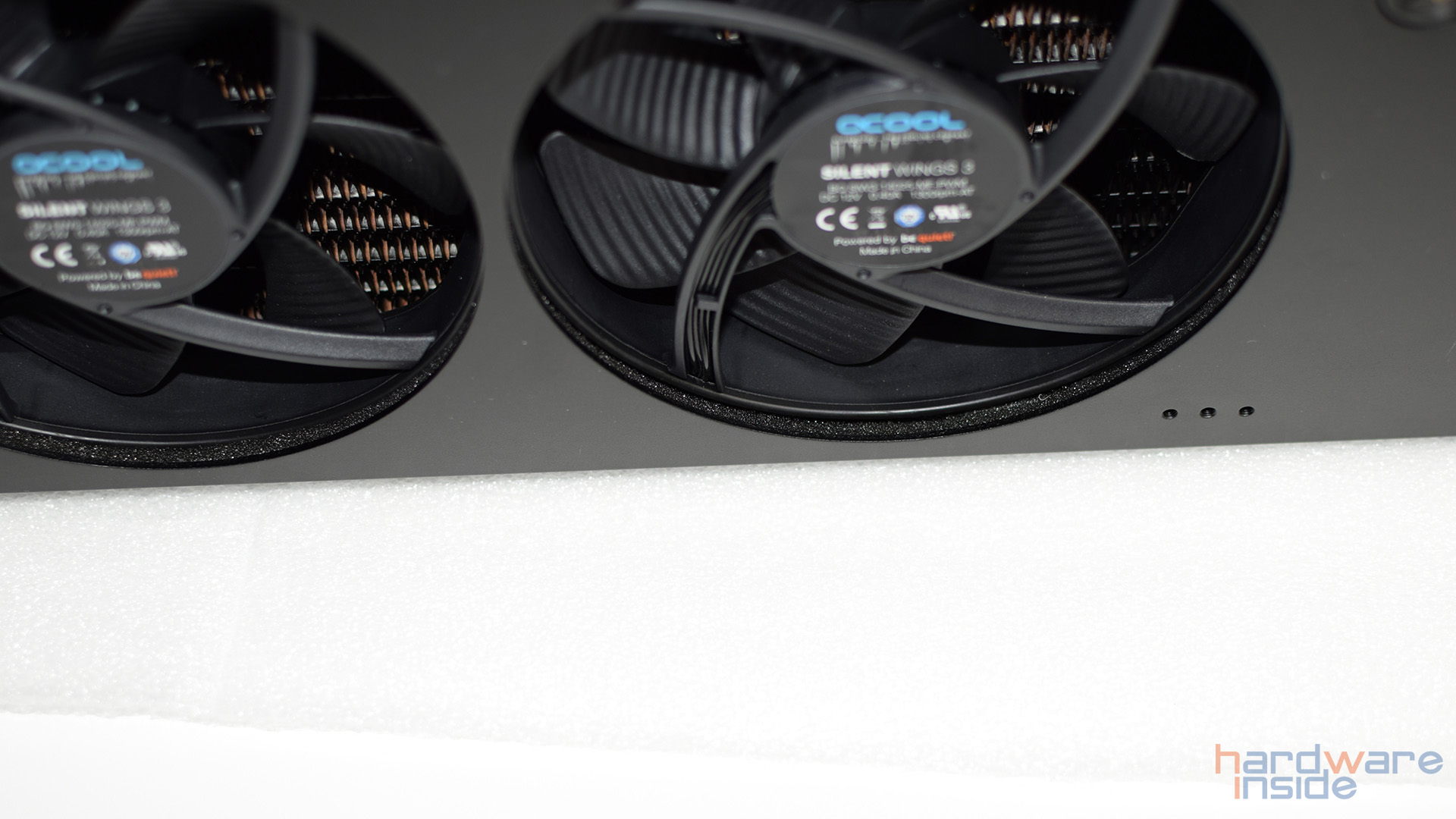 Alphacool Eisbaer Extreme Black 15.jpg