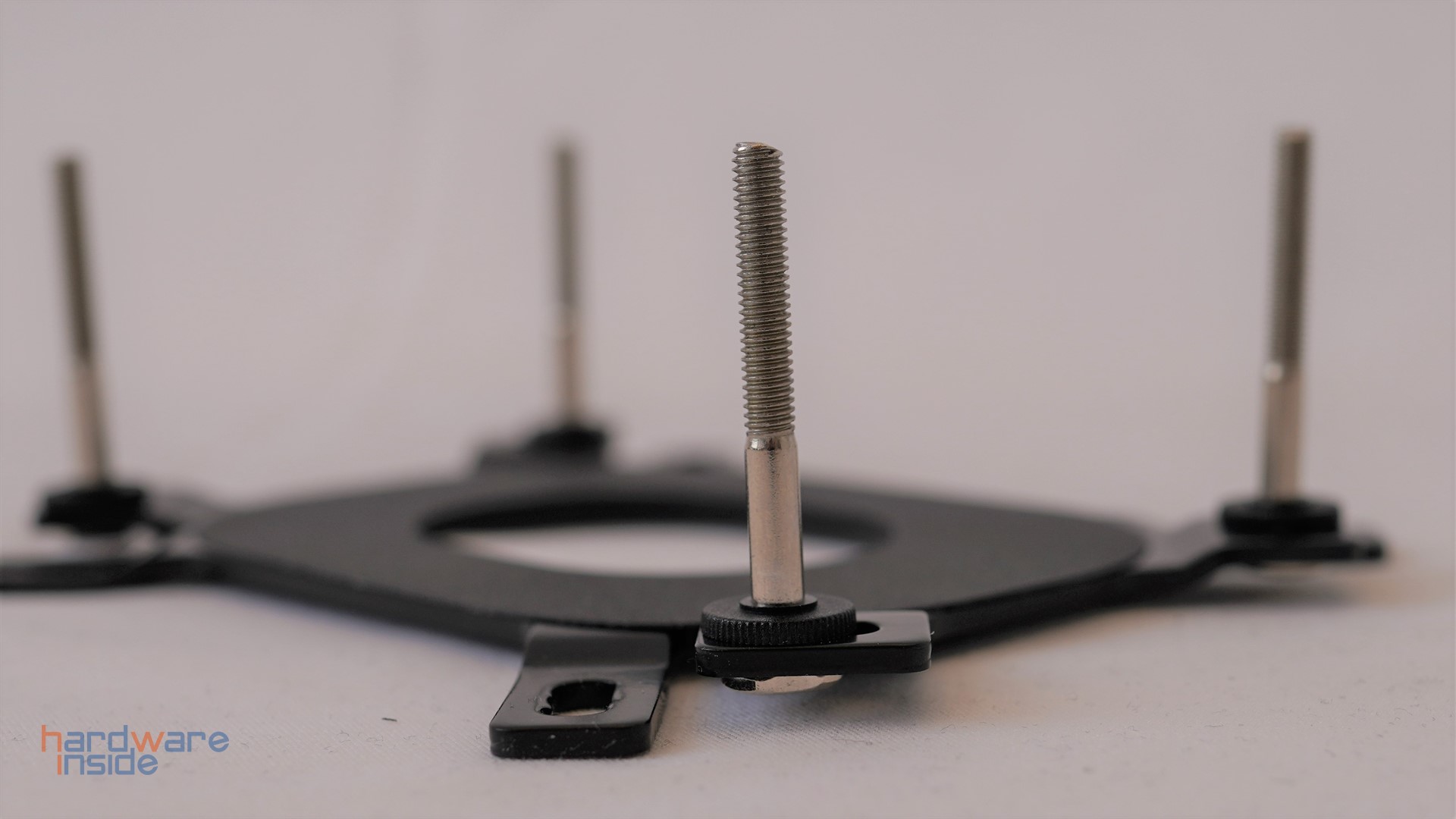 alseye-max-120-montage-backplate.JPG
