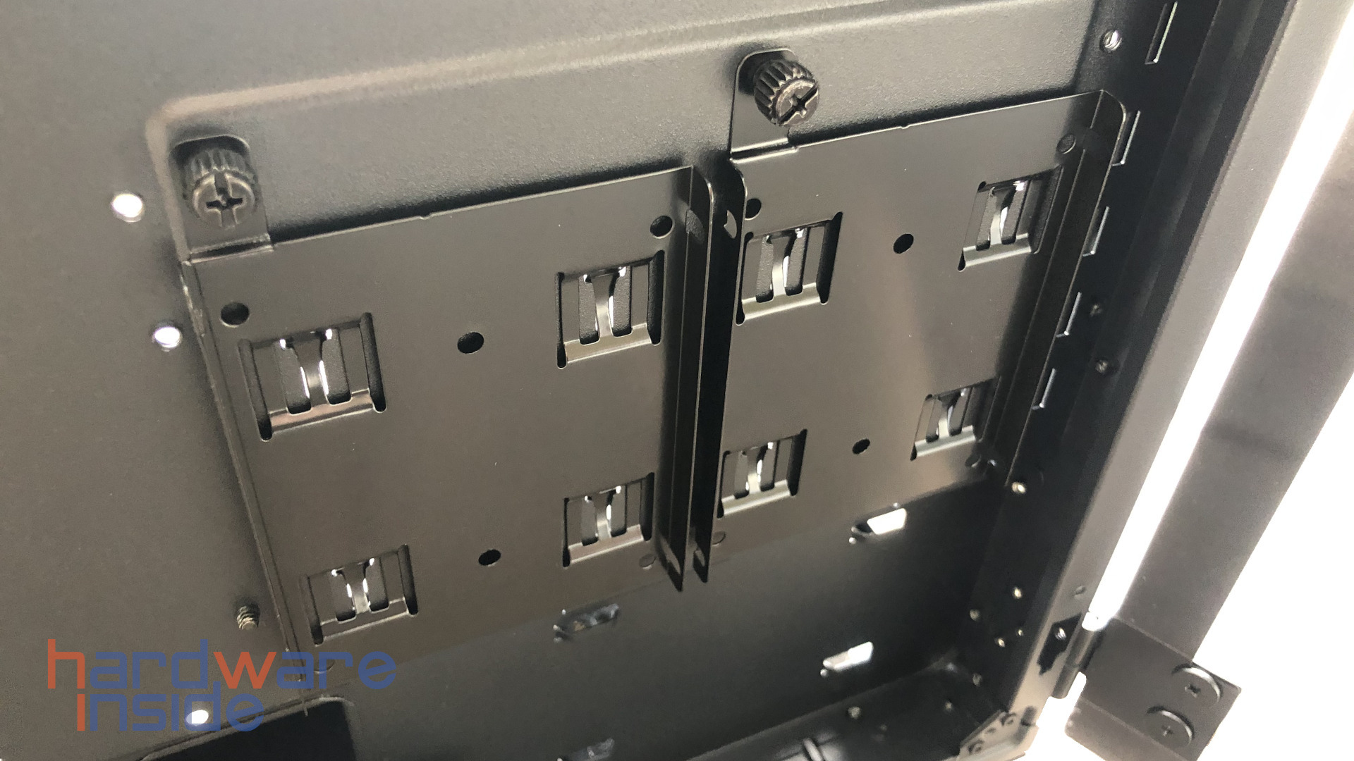 Antec NX1000_8