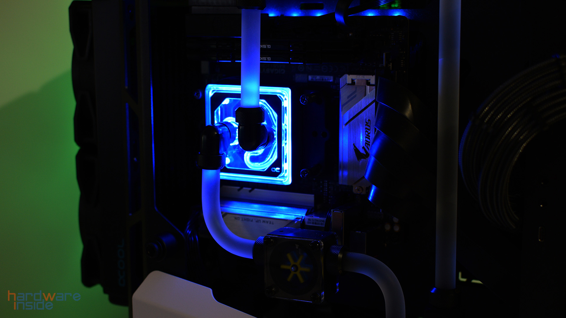 Antec Striker Praxis (8).jpg
