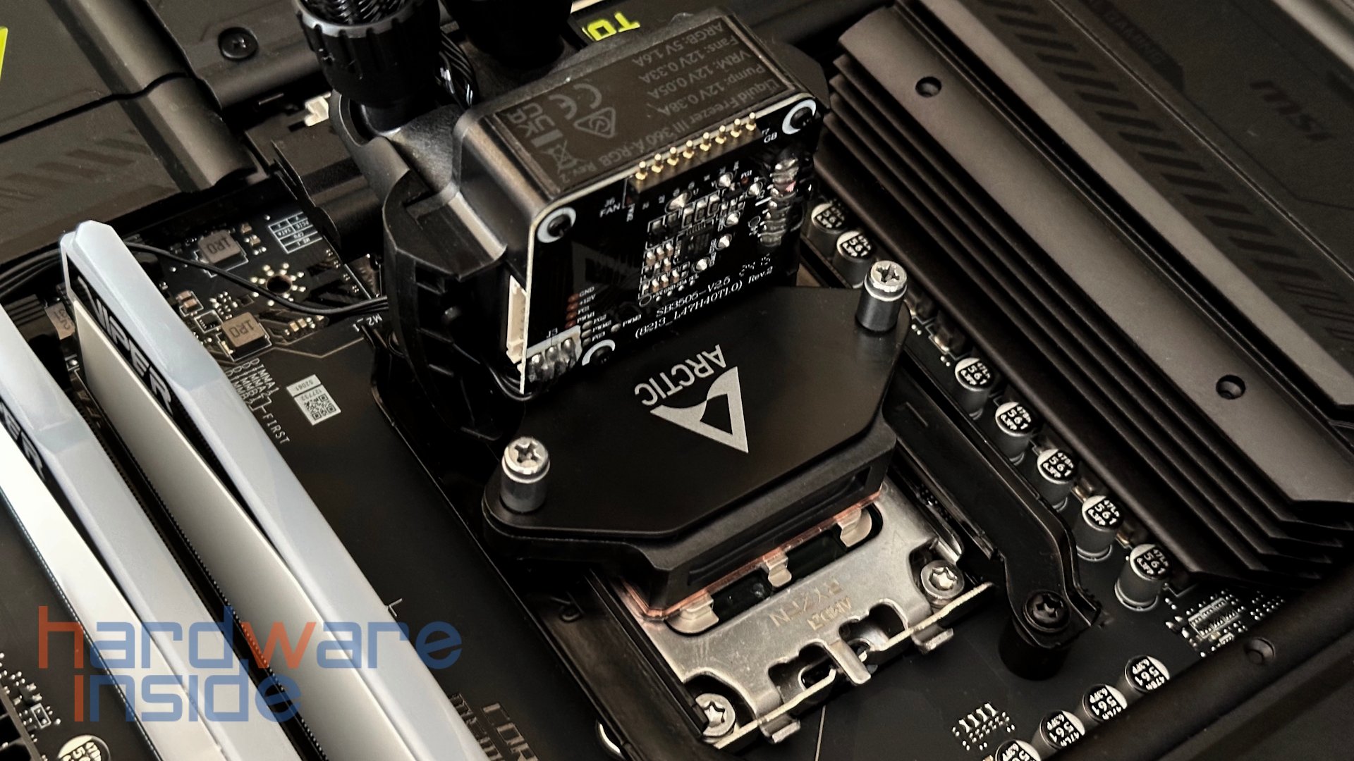 ARCTIC Liquid Freezer III 360 A-RGB - 52.jpg