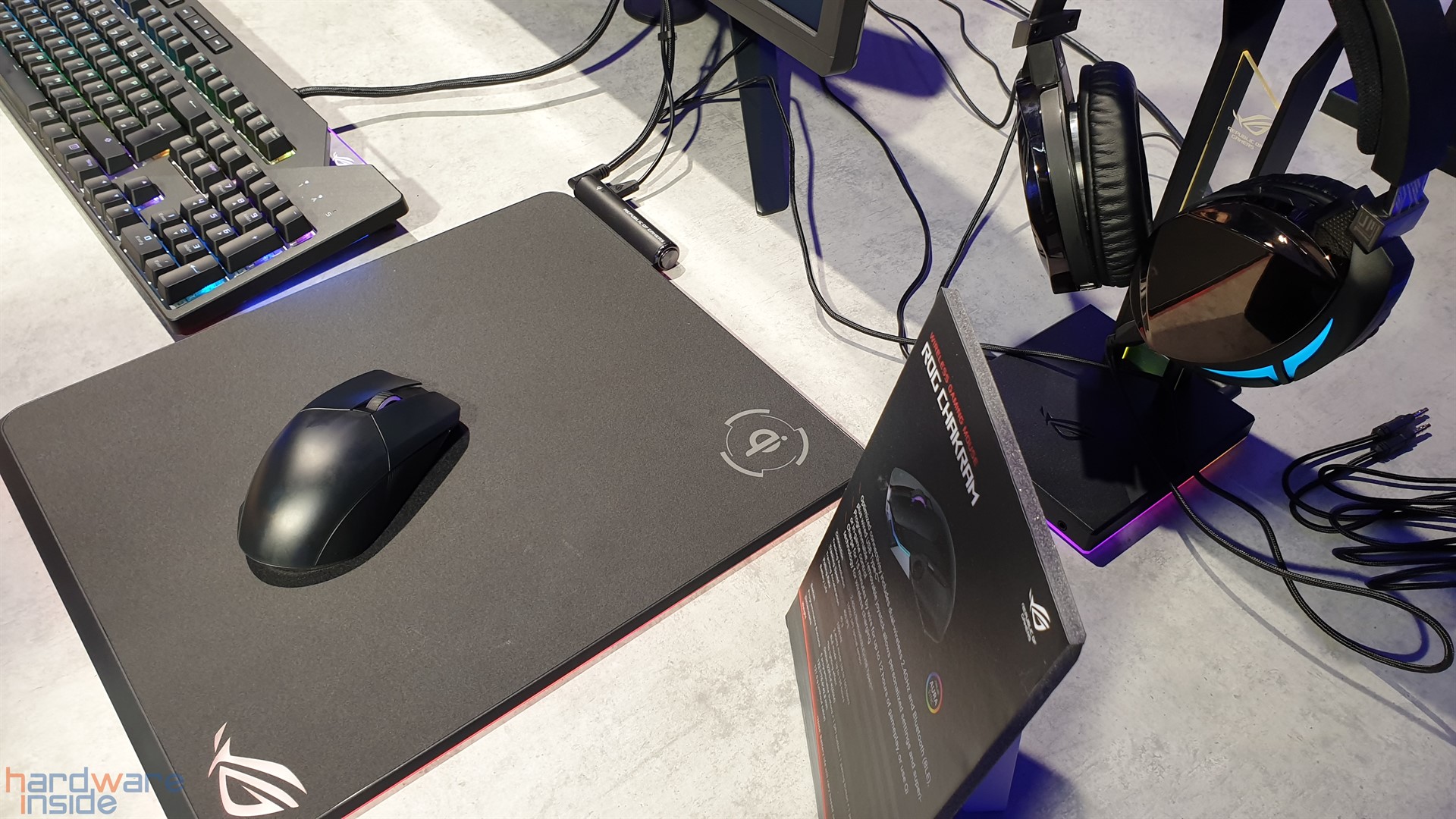 ASUS EVENT ROG STRIX CHAKRAM.jpg