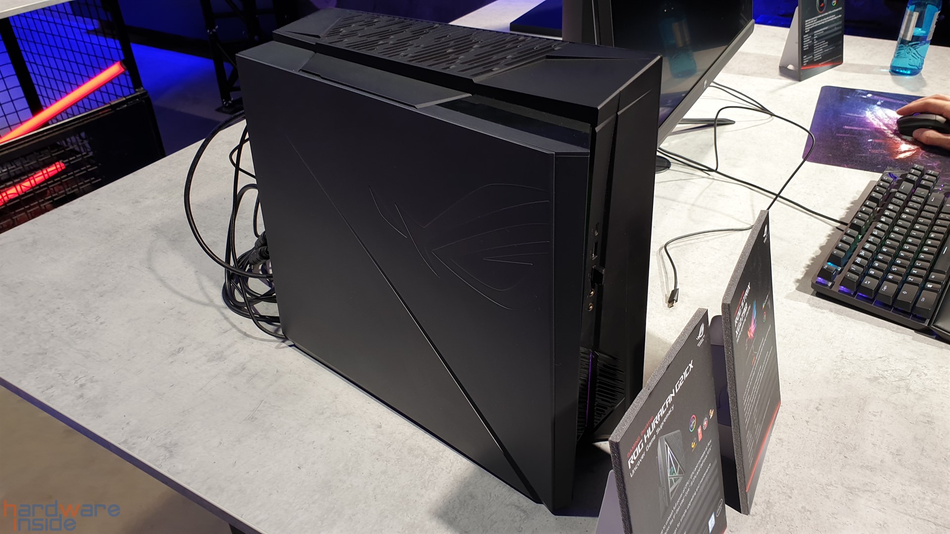 ASUS EVENT ROG STRIX HURACAN C21CX 2
