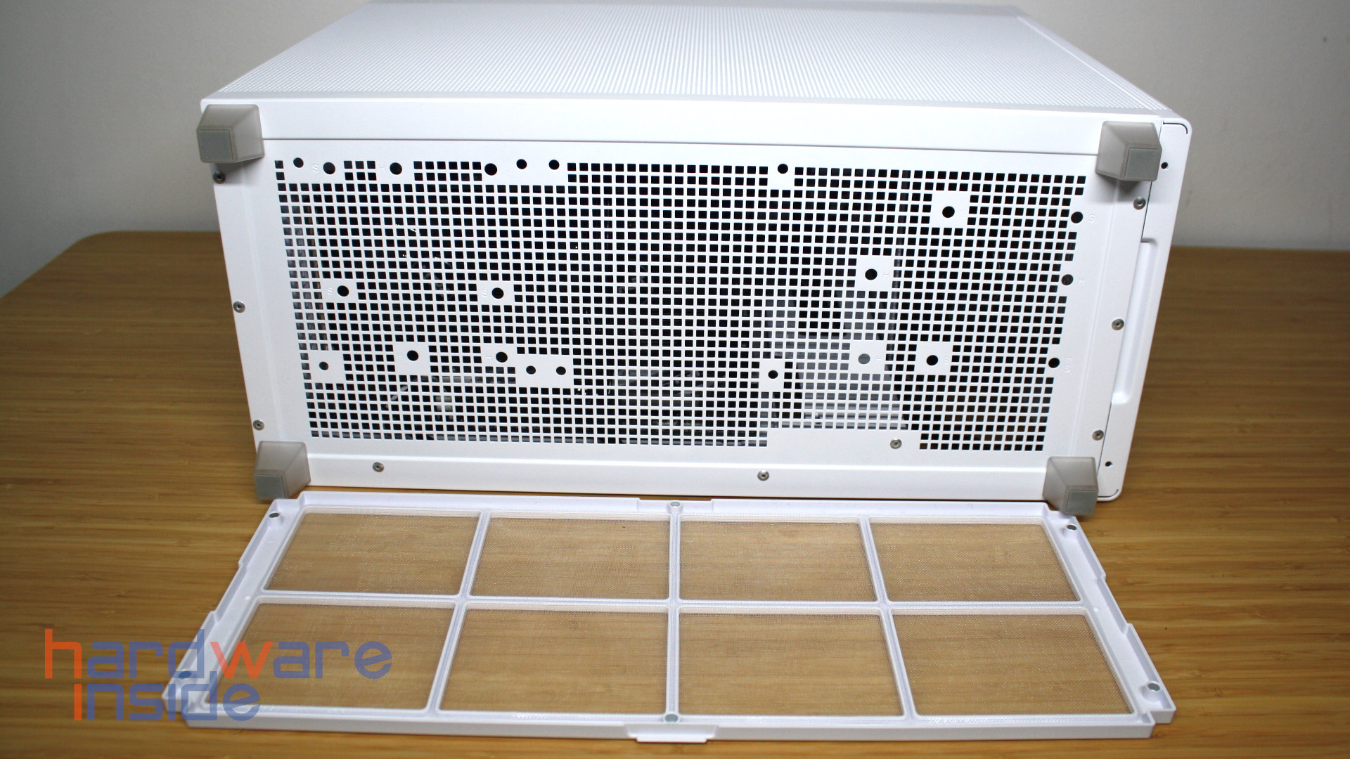 ASUS Prime AP201 - Details Staubfilder