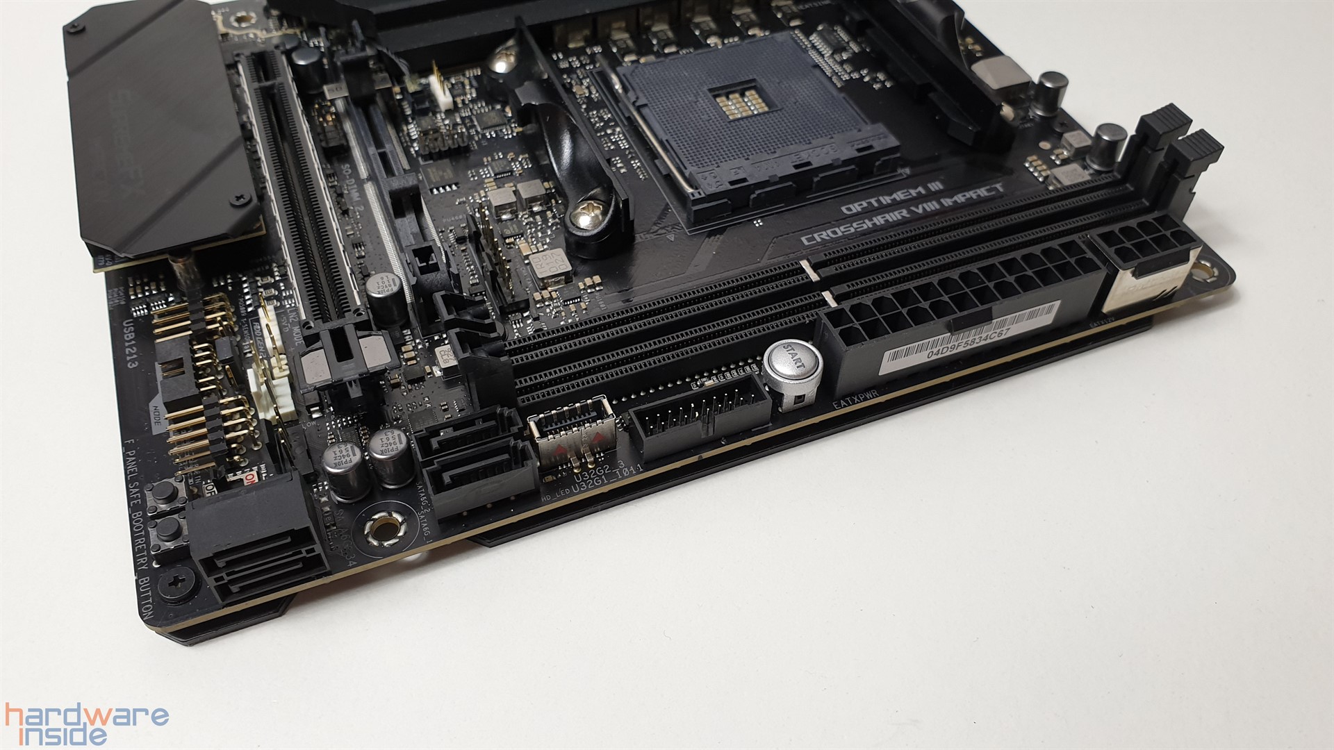 ASUS ROG CROSSHAIR VIII IMPACT Anschlüsse 2.jpg