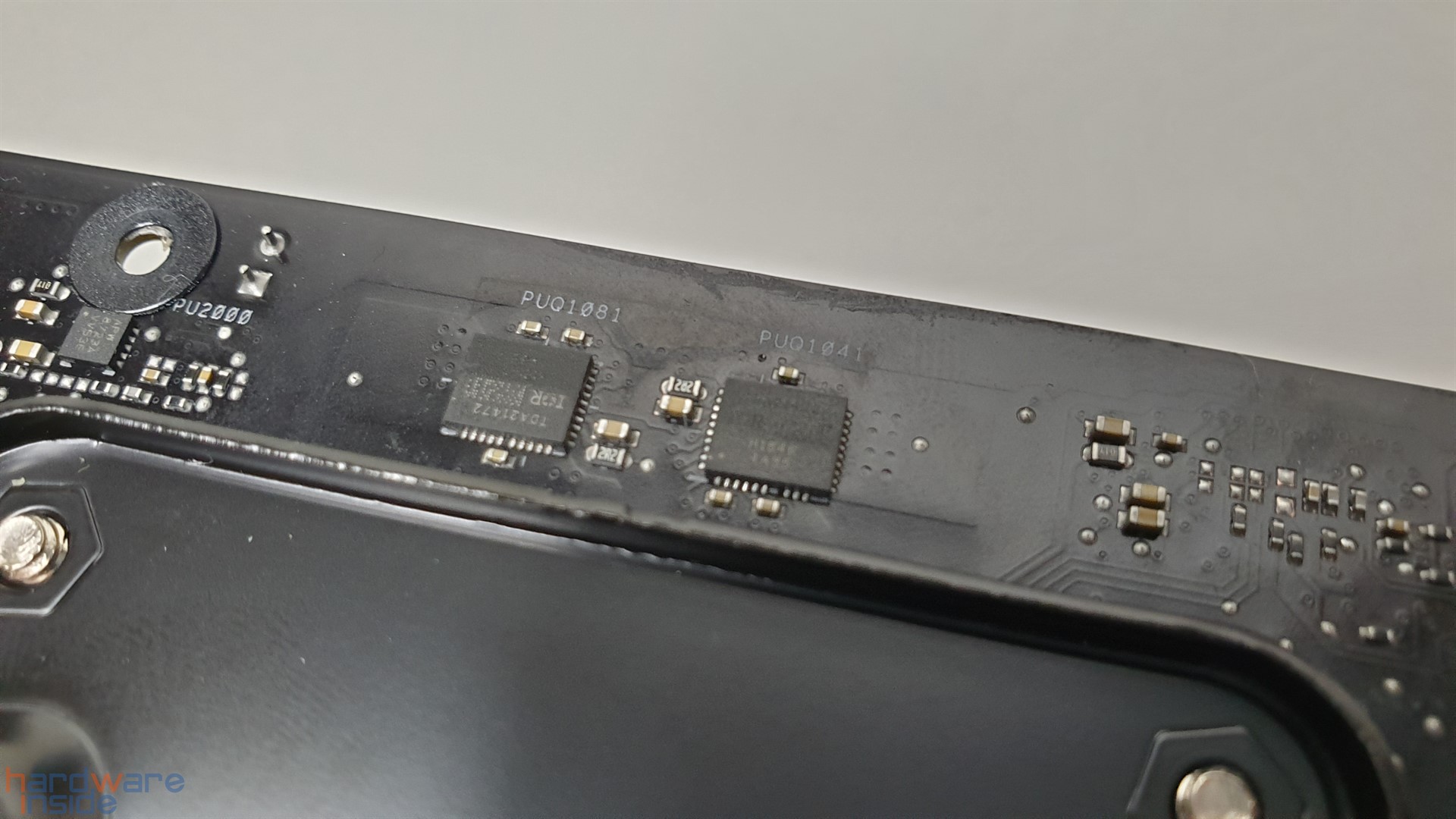 ASUS ROG CROSSHAIR VIII IMPACT VRM Rückseite 2.jpg