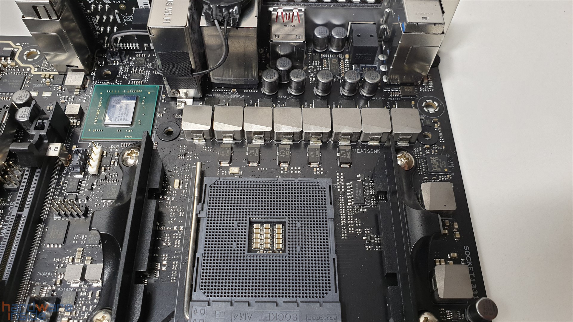 ASUS ROG CROSSHAIR VIII IMPACT VRM2.jpg