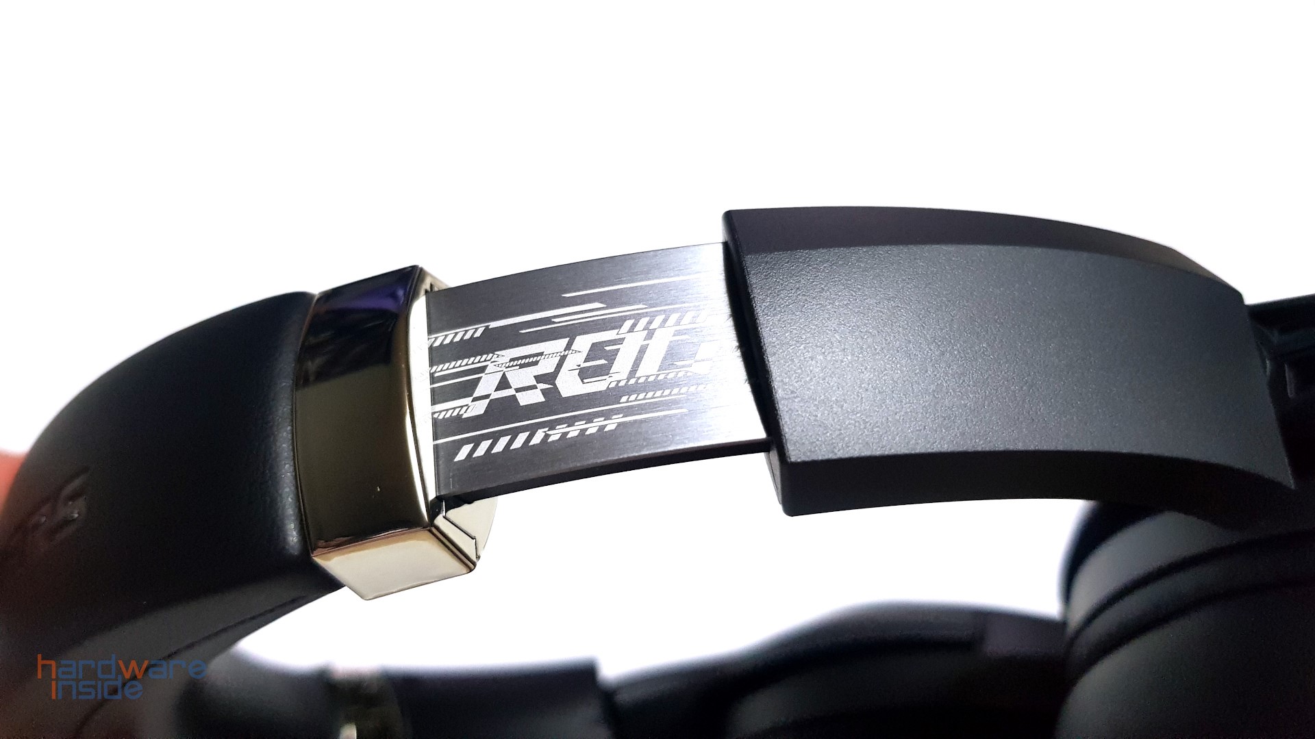 ASUS ROG FUSION II - 9.1.jpg