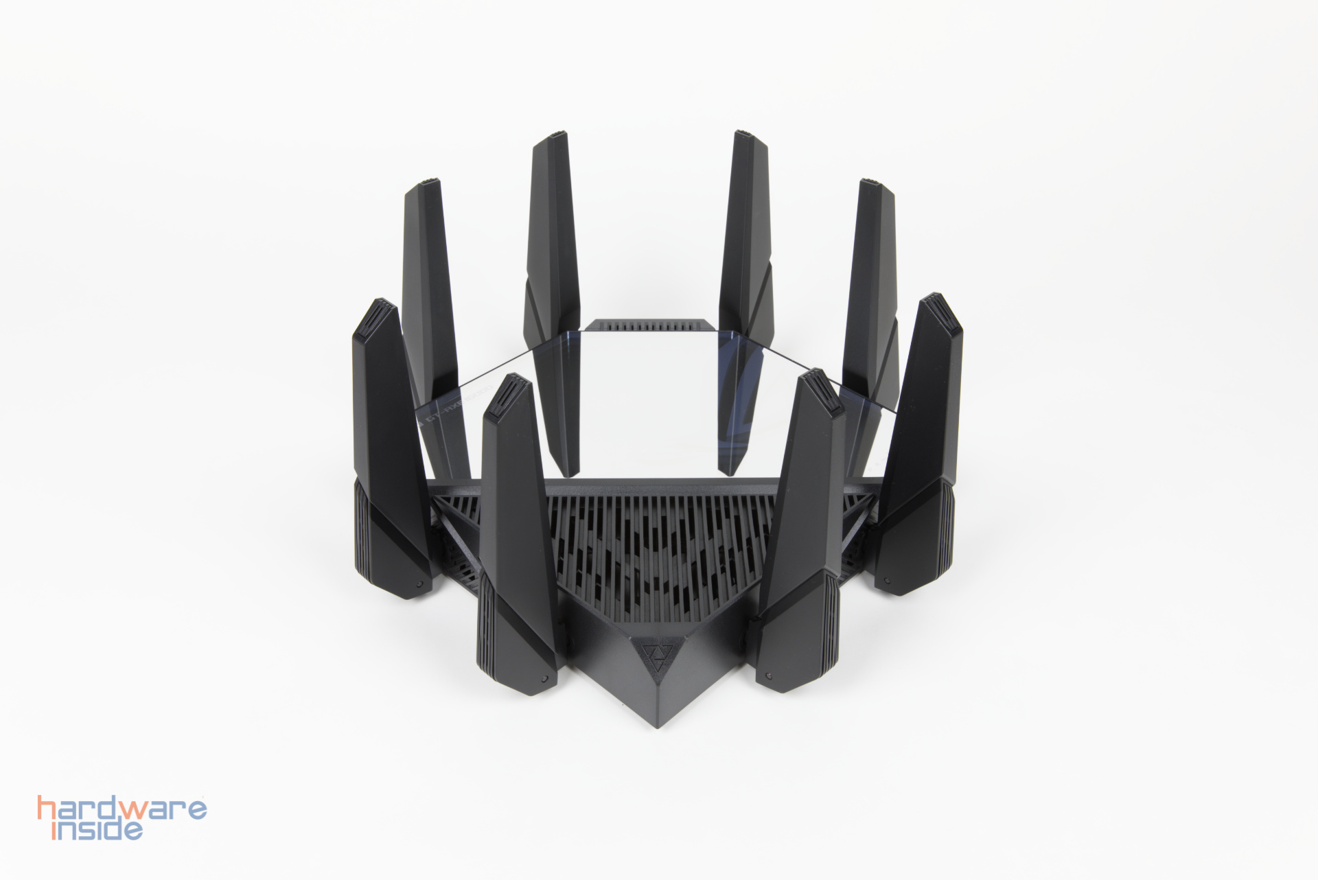 asus-rog-rapture-gt-axe16000-review-11.jpg