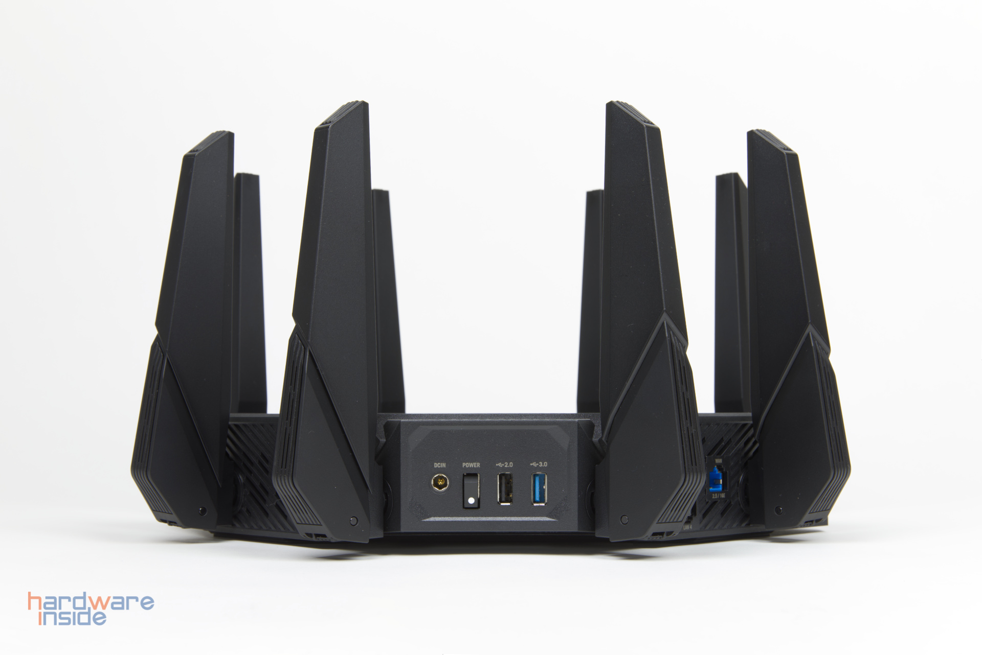 asus-rog-rapture-gt-axe16000-review-12.jpg