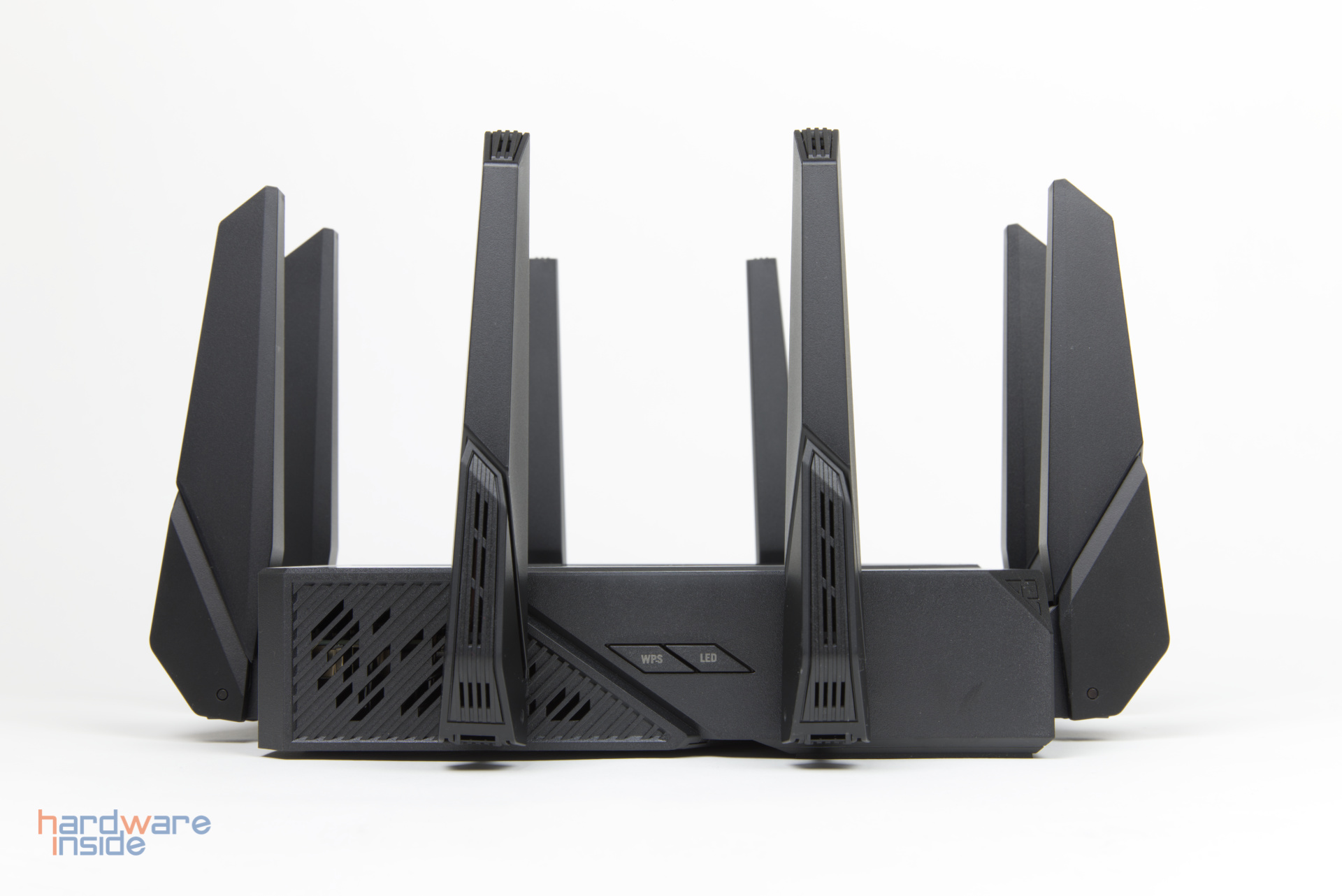 asus-rog-rapture-gt-axe16000-review-14.jpg