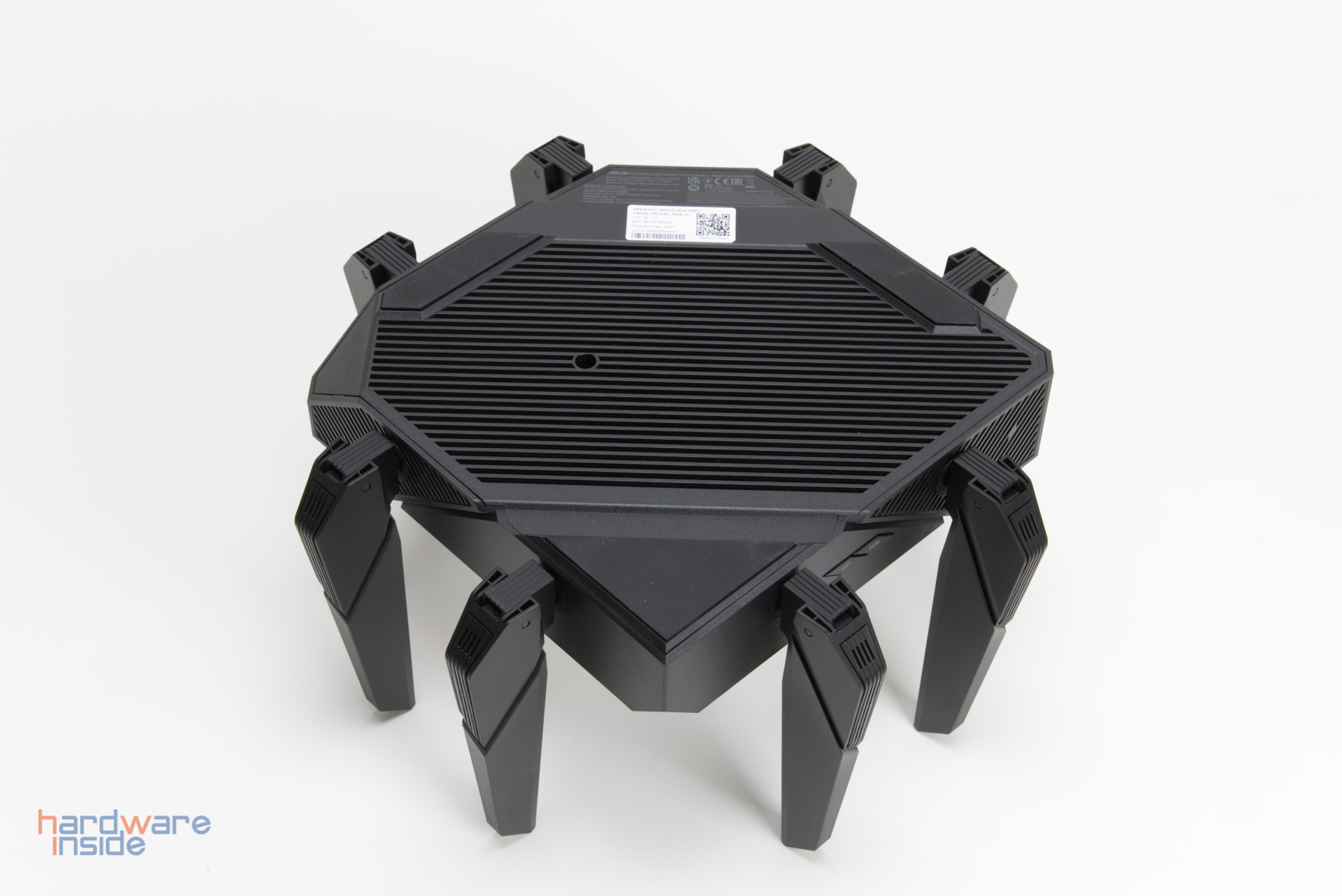 asus-rog-rapture-gt-axe16000-review-15.jpg