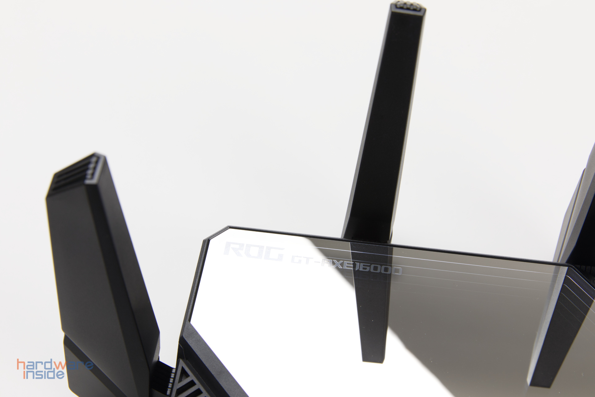 asus-rog-rapture-gt-axe16000-review-17.jpg
