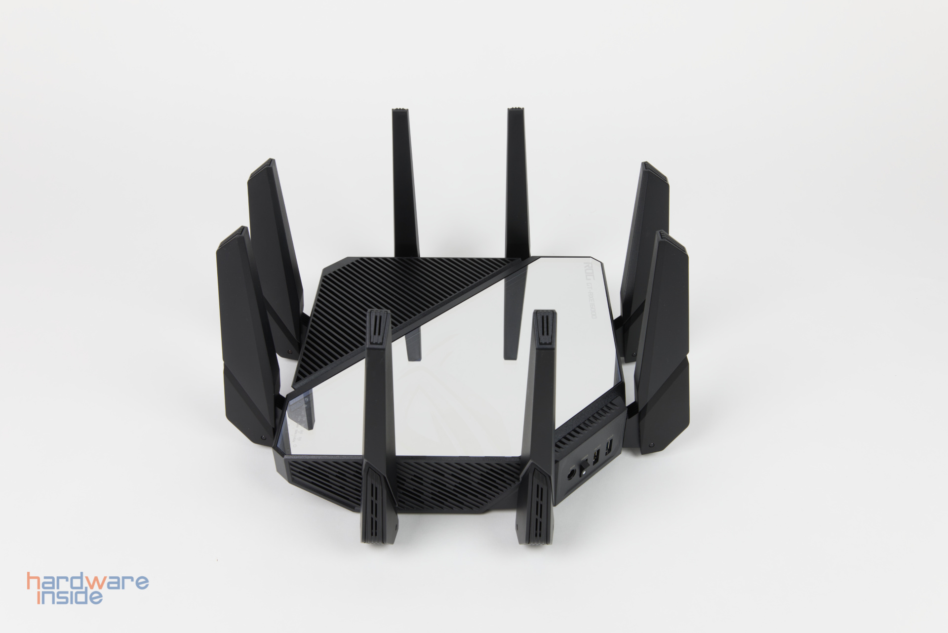 asus-rog-rapture-gt-axe16000-review-6.jpg