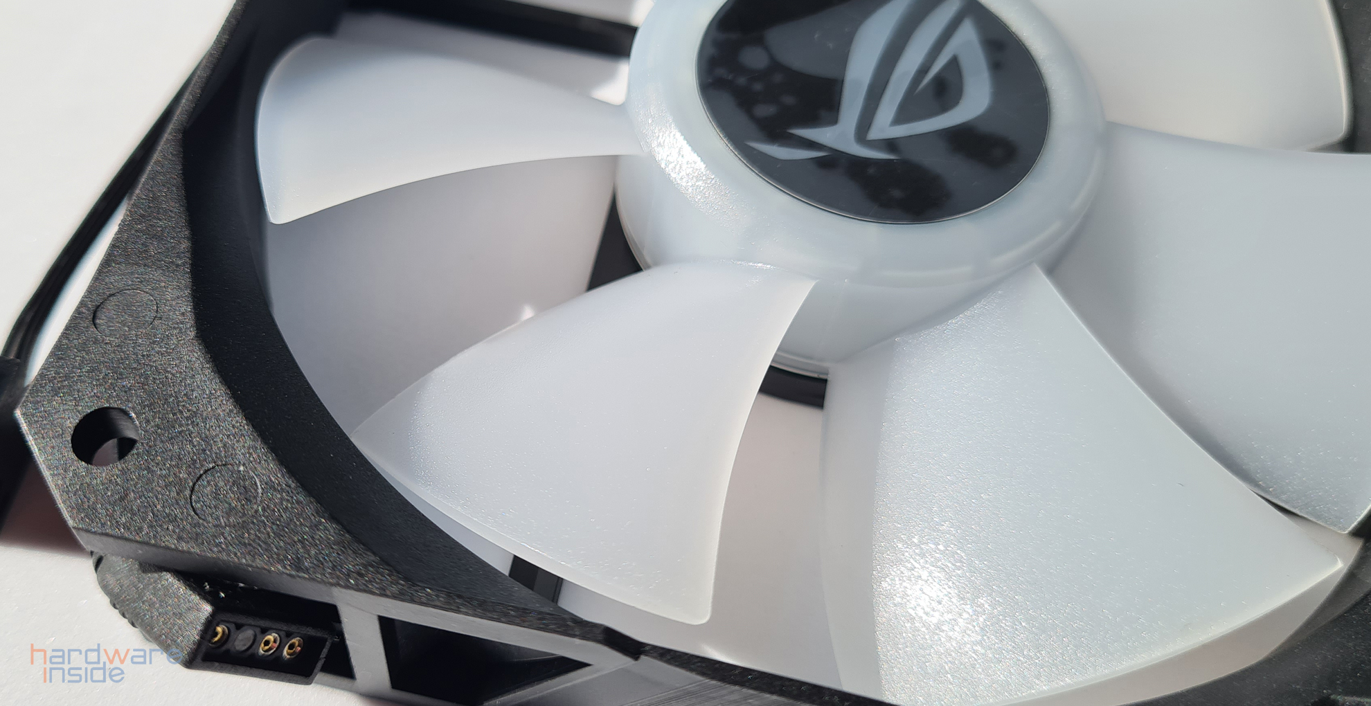 asus rog strix lc 360 rgb_13.jpg
