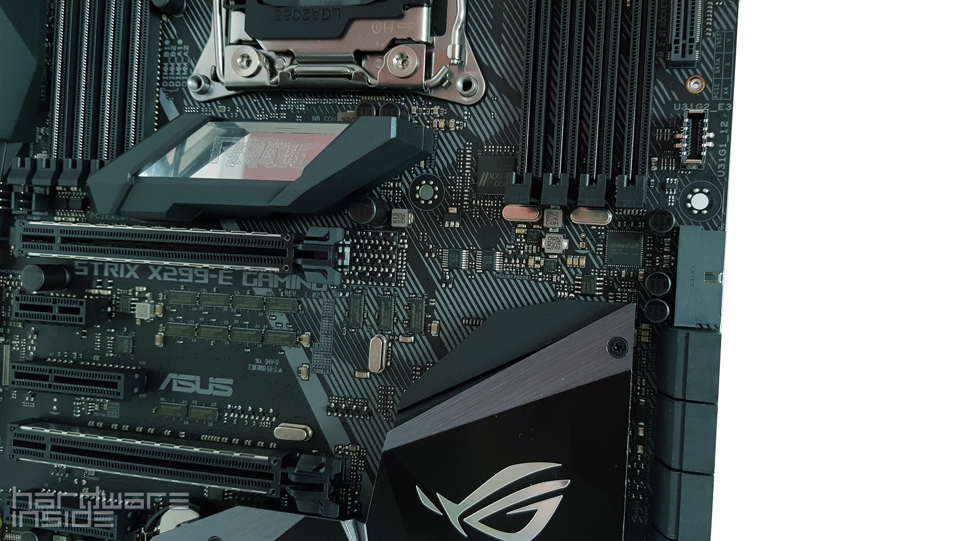 ASUS ROG STRIX X299-E Gaming - 11