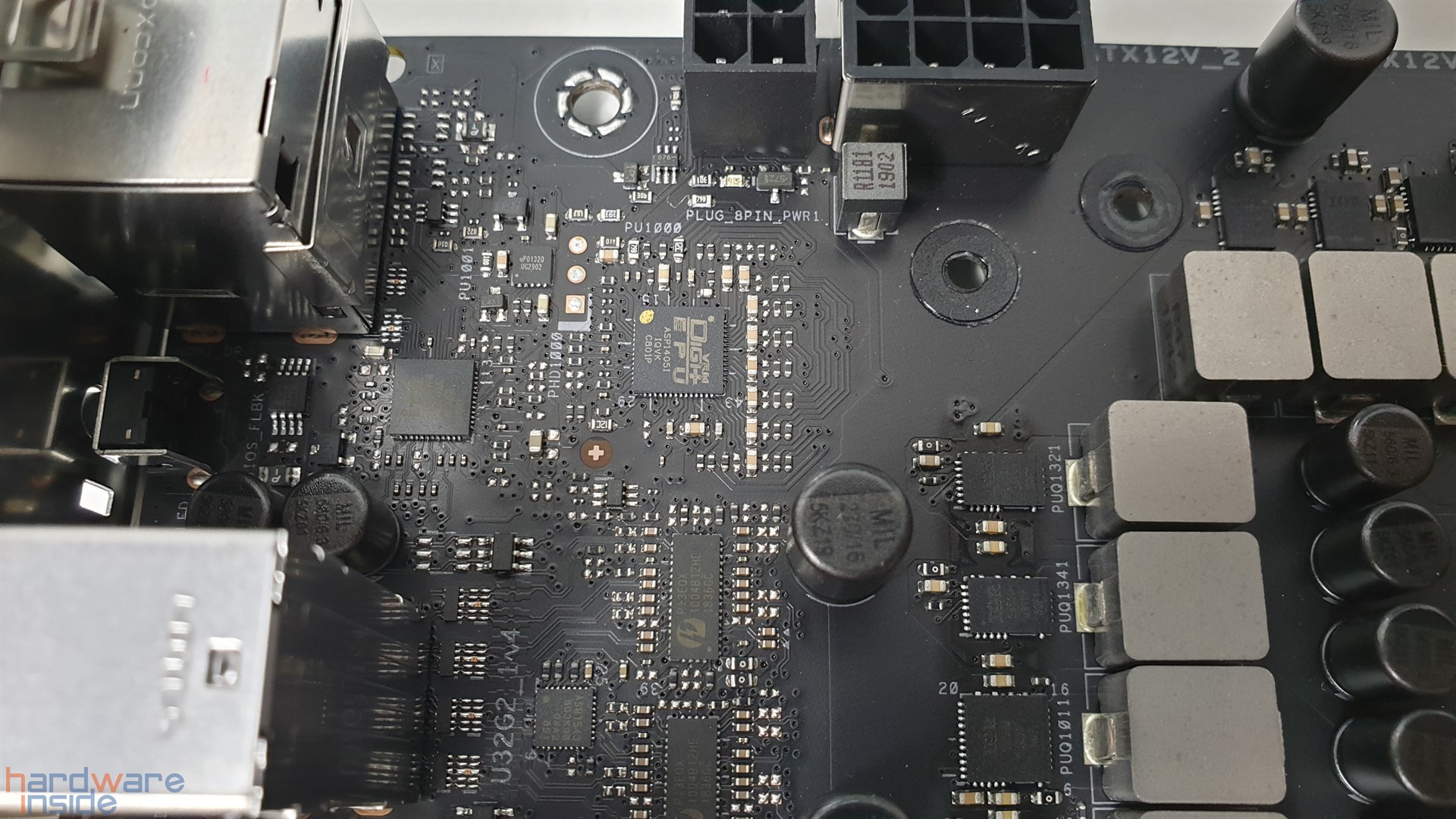 ASUS ROG STRIX X570-E Gaming 17.jpg