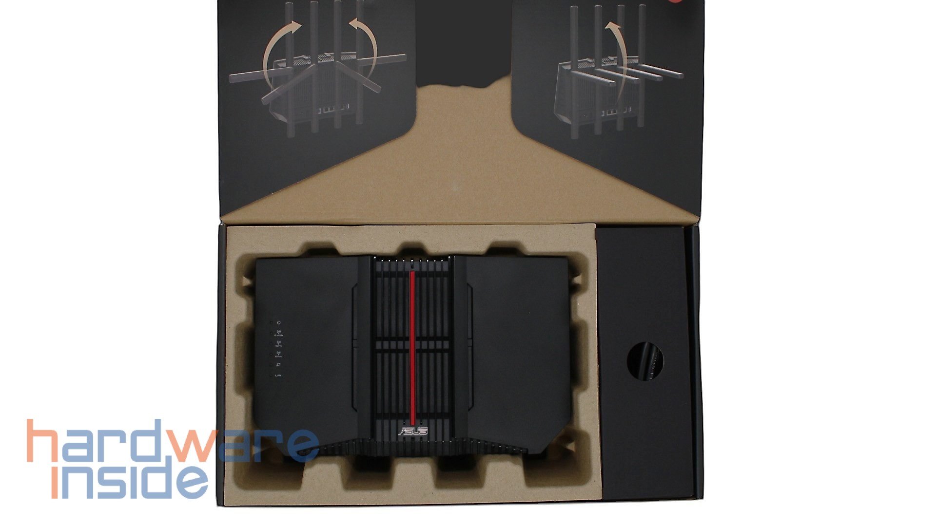 ASUS RT-BE92U Karton Inhalt_3.jpg
