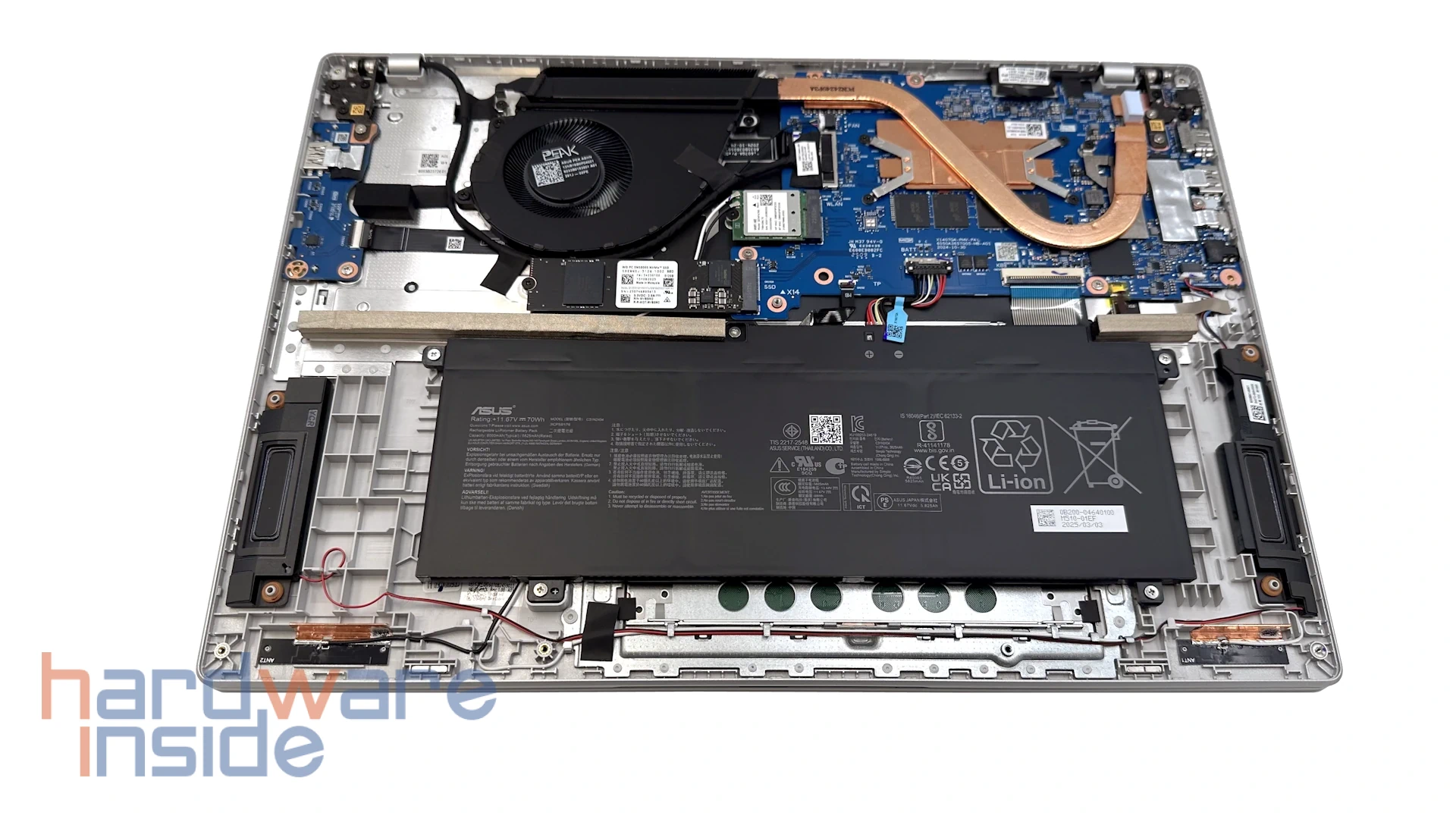 ASUS Vivobook 16 - 029.webp
