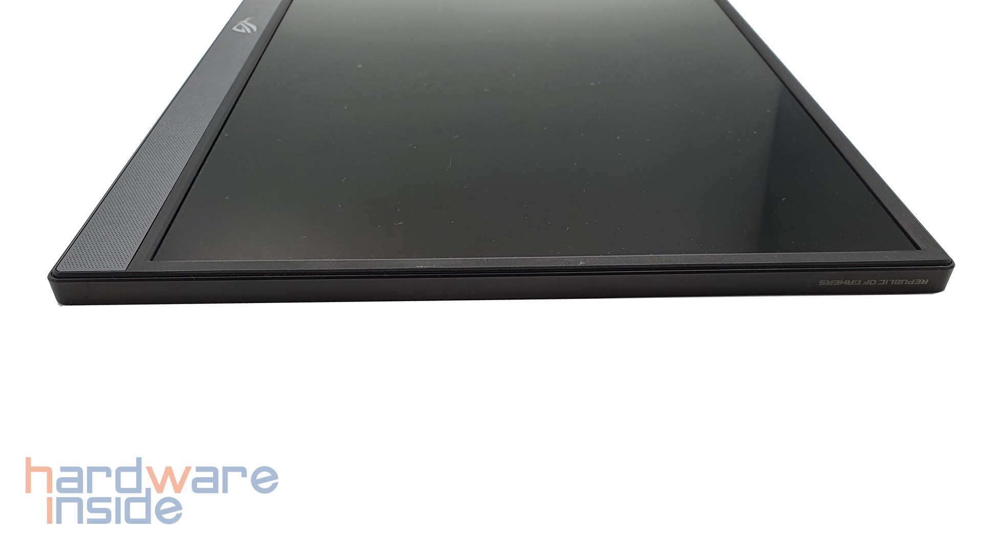 ASUS_ROG_Strix_XG17AHP_6.jpg